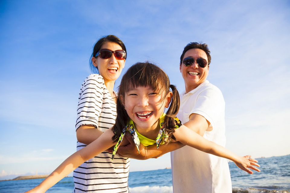 Đi du lịch giúp trẻ được vui chơi thỏa thích