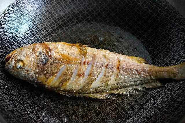 Cá rán - Món ăn ngon được ưa chuộng
