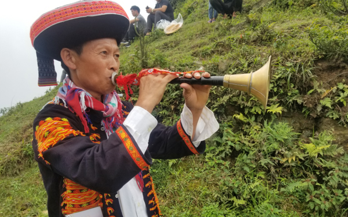 Những loại nhạc cụ không thể thiếu trong văn hoá người Dao đỏ